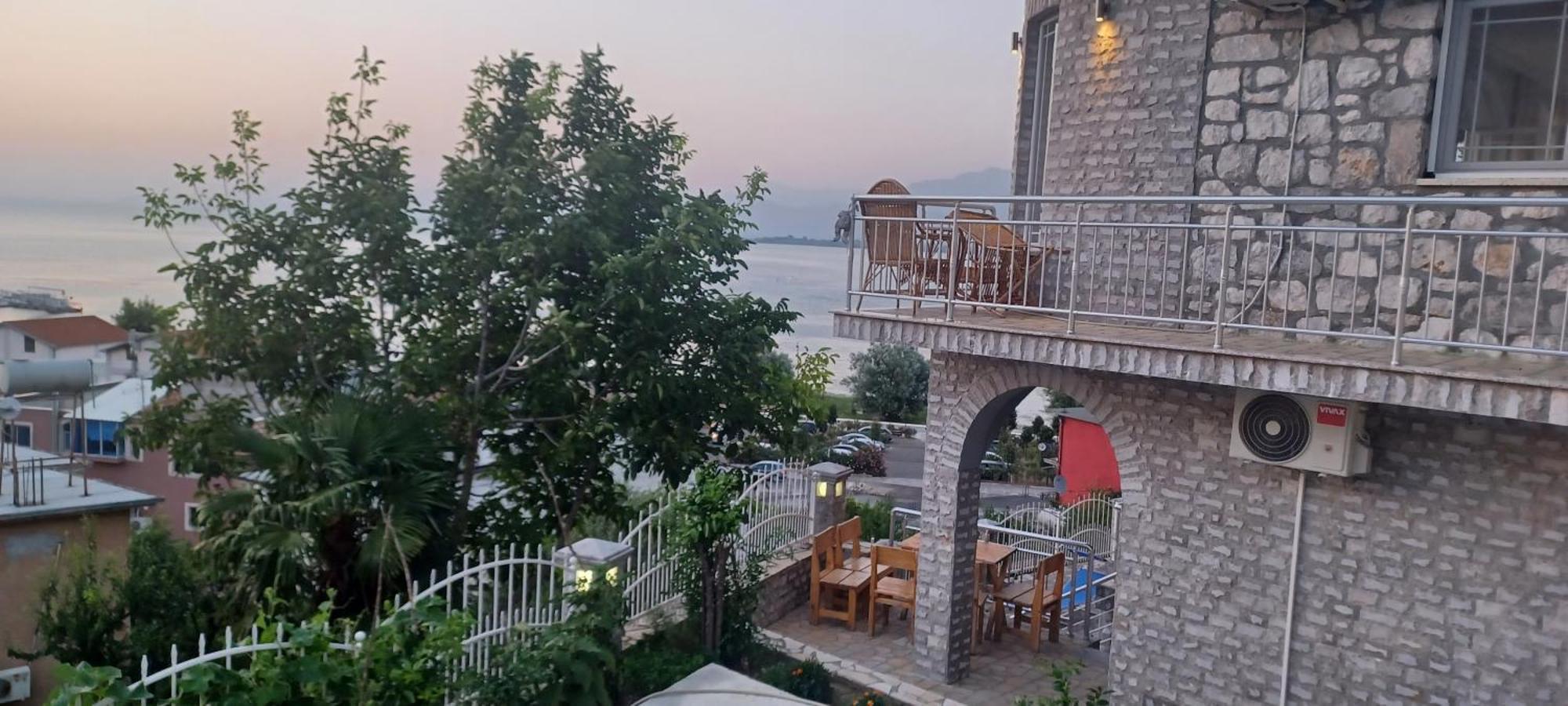 Hyka Stone House Shkoder Bed and Breakfast Eksteriør billede