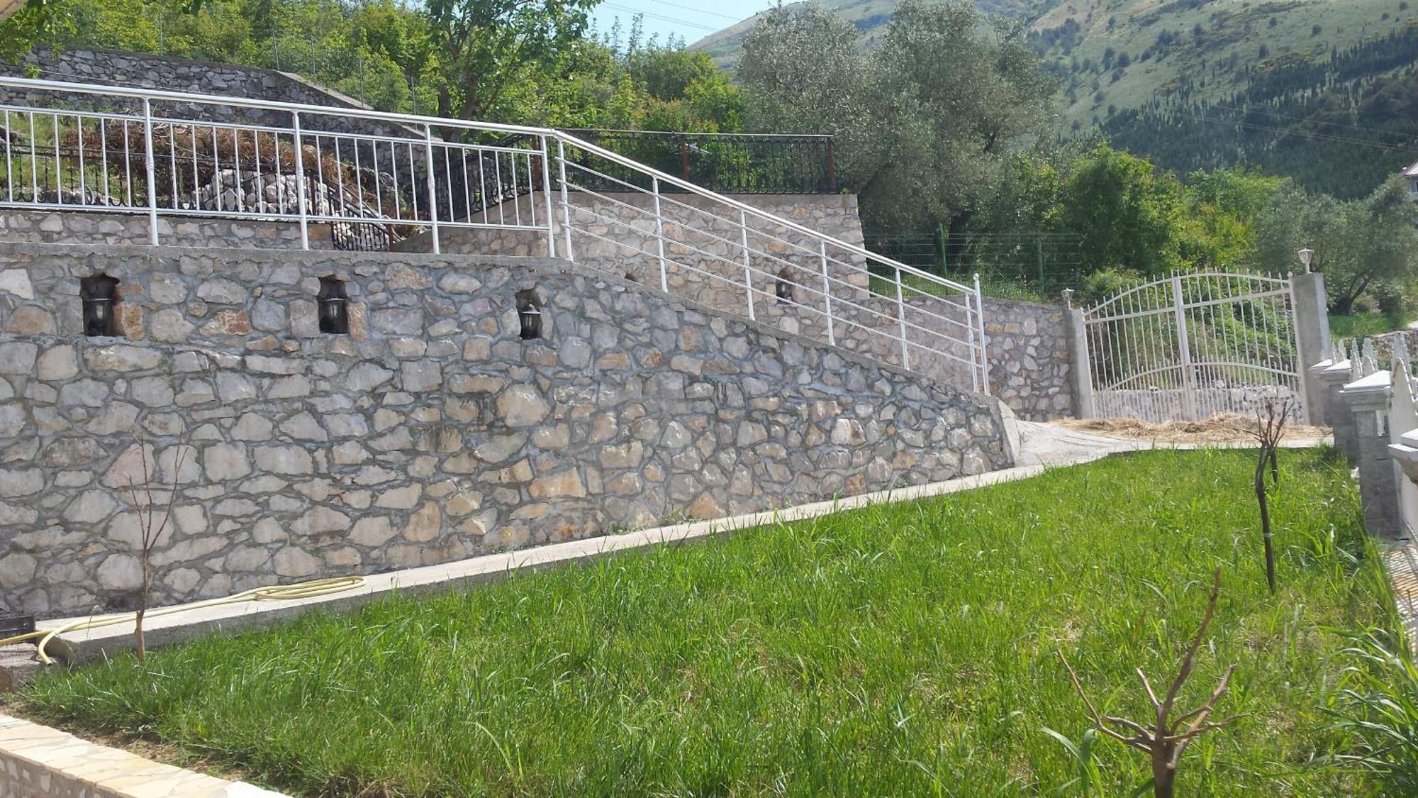 Hyka Stone House Shkoder Bed and Breakfast Eksteriør billede