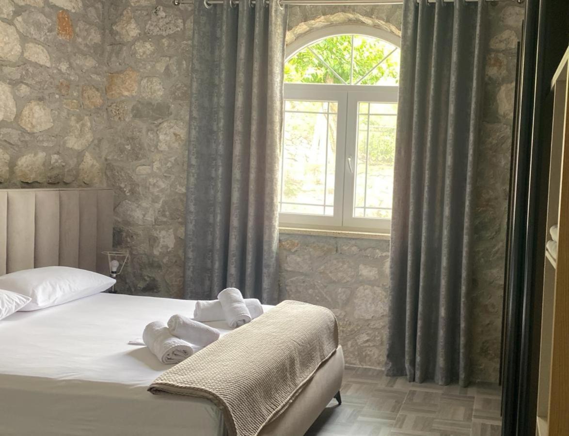 Hyka Stone House Shkoder Bed and Breakfast Eksteriør billede